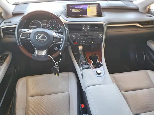 JTJGZKCA9J2006340 2018 LEXUS RX - Image 8