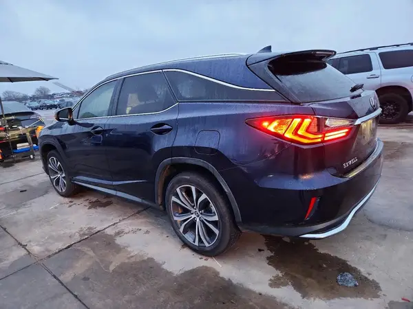 JTJGZKCAXJ2000398 2018 LEXUS RX - Image 2