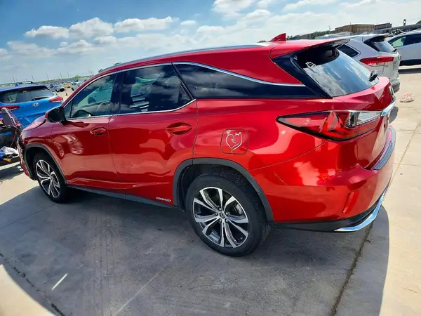 JTJHGKFA1M2021389 2021 LEXUS RX - Image 2