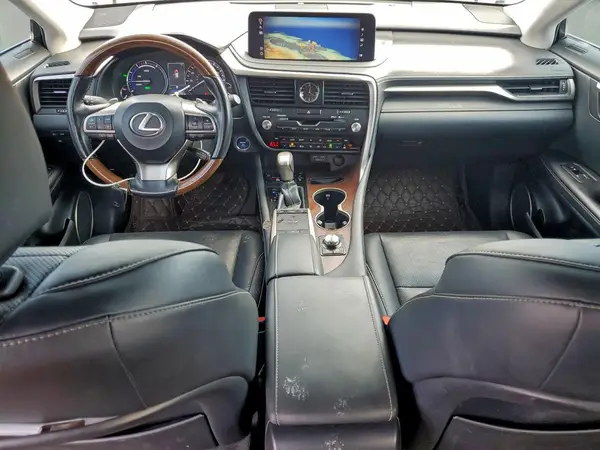 JTJHGKFA3L2011560 2020 LEXUS RX - Image 8