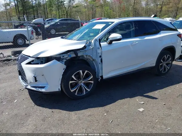 JTJHGKFA4M2017630 2021 LEXUS RX - Image 2