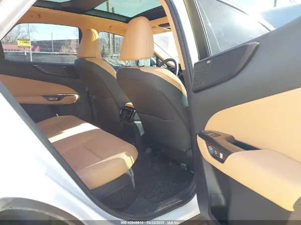 JTJHKCEZ0R2038512 2024 LEXUS NX - Image 8
