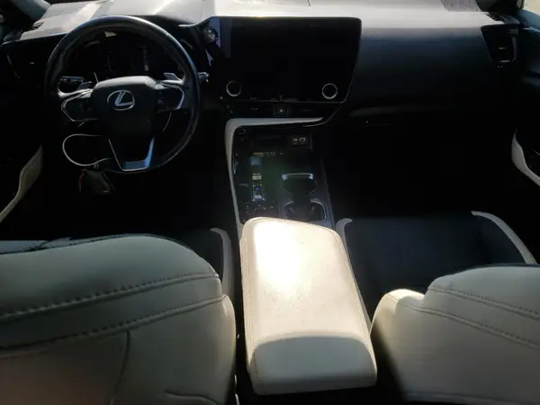 JTJHKCEZ1N2003956 2022 LEXUS NX - Image 8