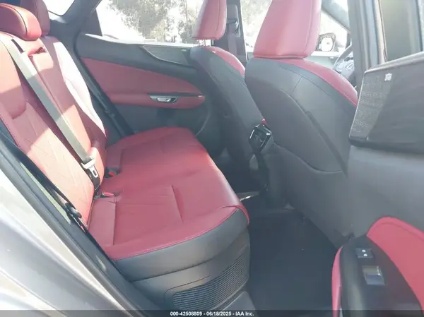 JTJHKCEZ5R5014365 2024 LEXUS NX - Image 8