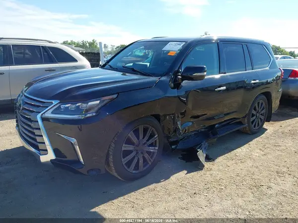 JTJHY7AX0G4217113 2016 LEXUS LX - Image 2