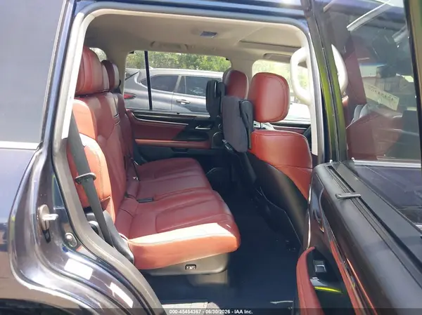 JTJHY7AX0G4218617 2016 LEXUS LX - Image 8