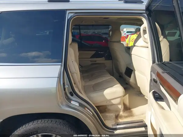 JTJHY7AX0H4224631 2017 LEXUS LX - Image 8