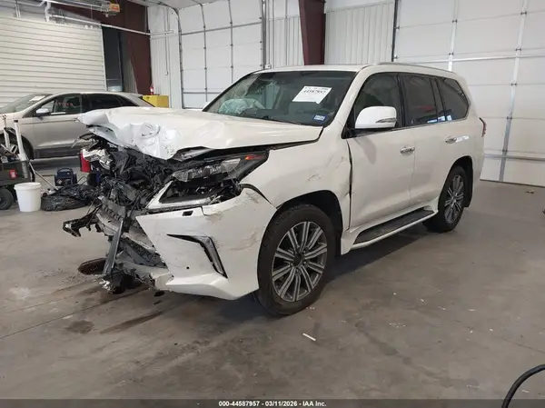 JTJHY7AX0H4233989 2017 LEXUS LX - Image 2