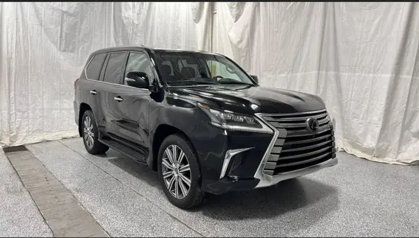 JTJHY7AX0H4238299 2017 LEXUS LX - Image 1