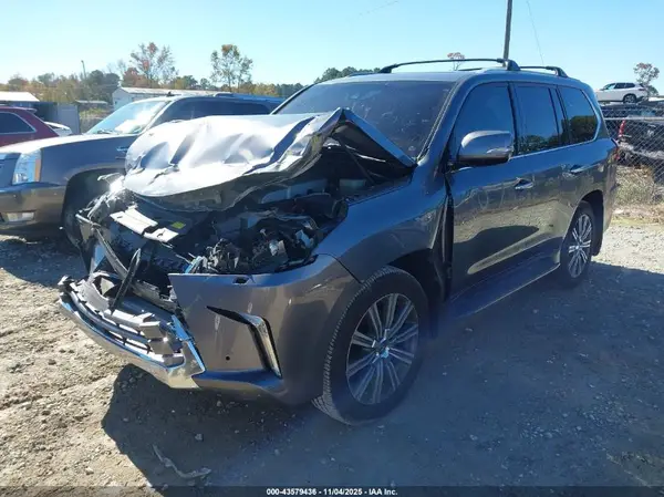JTJHY7AX1G4202121 2016 LEXUS LX - Image 2