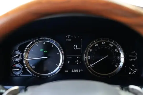 JTJHY7AX1H4235458 2017 LEXUS LX - Image 8