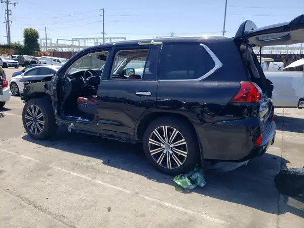 JTJHY7AX1J4255800 2018 LEXUS LX - Image 2