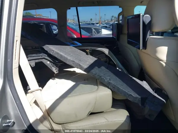 JTJHY7AX2H4225800 2017 LEXUS LX - Image 8