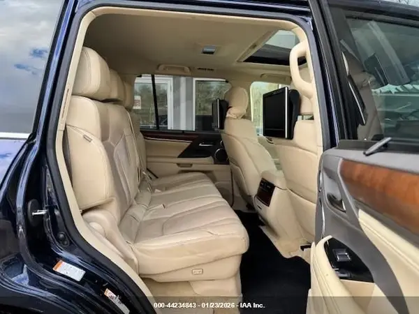 JTJHY7AX2H4242774 2017 LEXUS LX - Image 8