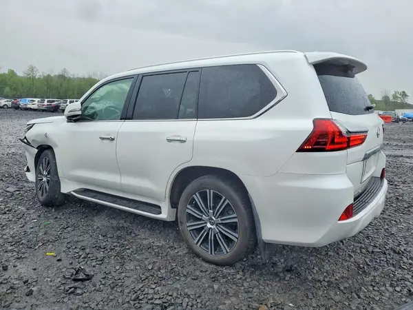JTJHY7AX2J4257846 2018 LEXUS LX - Image 2