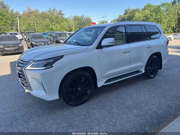 JTJHY7AX3G4213685 2016 LEXUS LX - Image 2