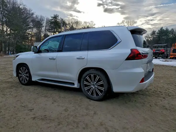 JTJHY7AX3J4265986 2018 LEXUS LX - Image 2