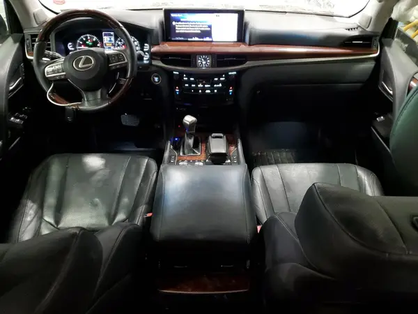 JTJHY7AX3K4290825 2019 LEXUS LX - Image 8