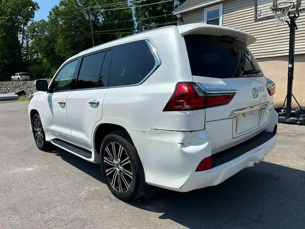 JTJHY7AX3K4292851 2019 LEXUS LX - Image 2
