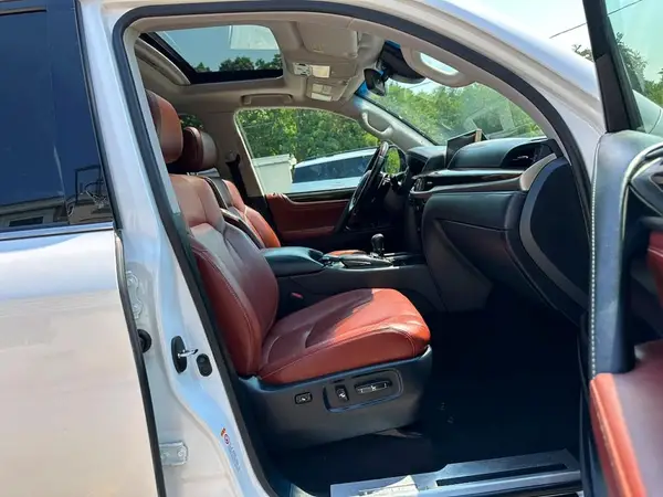 JTJHY7AX3K4292851 2019 LEXUS LX - Image 8