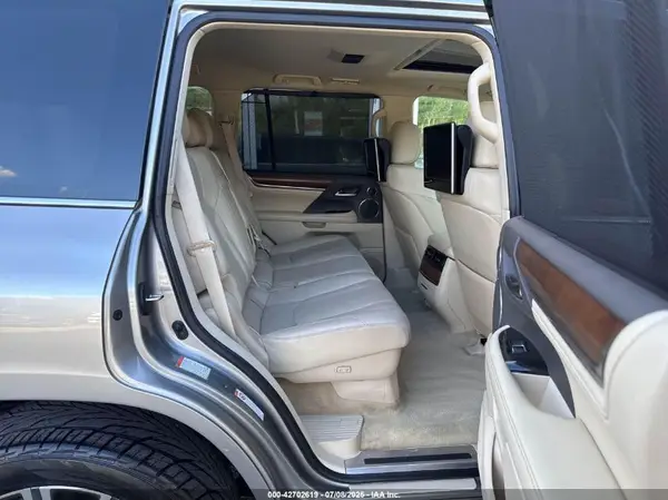 JTJHY7AX4G4198811 2016 LEXUS LX - Image 8