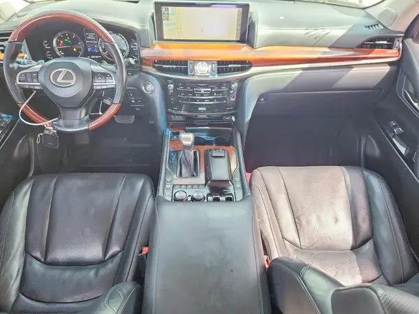 JTJHY7AX4H4224633 2017 LEXUS LX - Image 8
