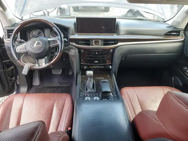 JTJHY7AX4J4266001 2018 LEXUS LX - Image 8