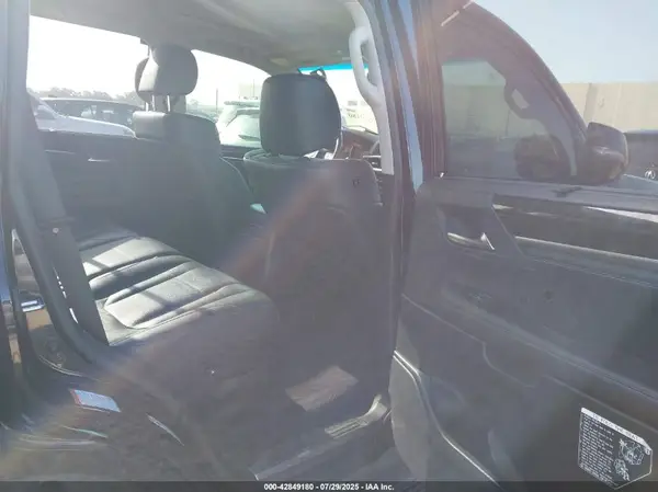 JTJHY7AX4J4274583 2018 LEXUS LX - Image 8