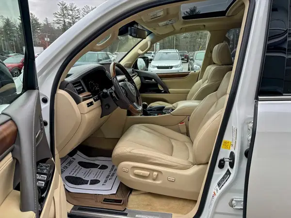 JTJHY7AX4K4293975 2019 LEXUS LX - Image 8