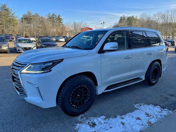 JTJHY7AX5H4247578 2017 LEXUS LX - Image 2