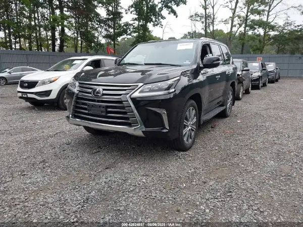 JTJHY7AX6G4194579 2016 LEXUS LX - Image 2