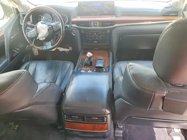 JTJHY7AX6G4220212 2016 LEXUS LX - Image 8