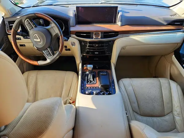 JTJHY7AX6H4245600 2017 LEXUS LX - Image 8