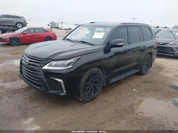JTJHY7AX6J4253105 2018 LEXUS LX - Image 2