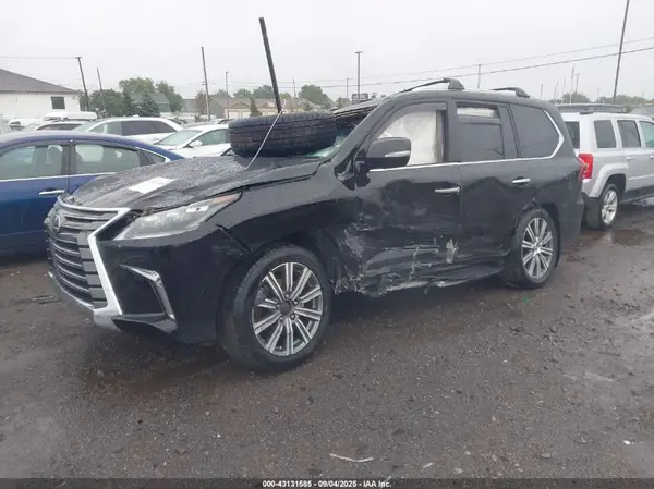 JTJHY7AX7H4229289 2017 LEXUS LX - Image 2