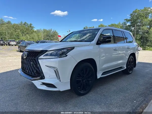 JTJHY7AX7H4243757 2017 LEXUS LX - Image 2
