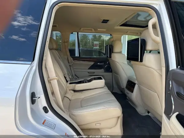 JTJHY7AX7H4243757 2017 LEXUS LX - Image 8