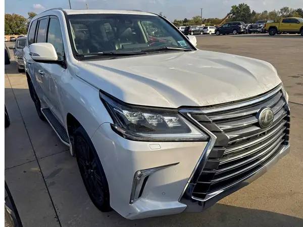JTJHY7AX7J4263349 2018 LEXUS LX - Image 2
