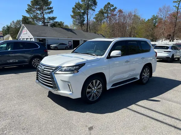 JTJHY7AX8G4198794 2016 LEXUS LX - Image 2