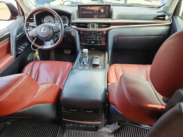 JTJHY7AX8H4246151 2017 LEXUS LX - Image 8