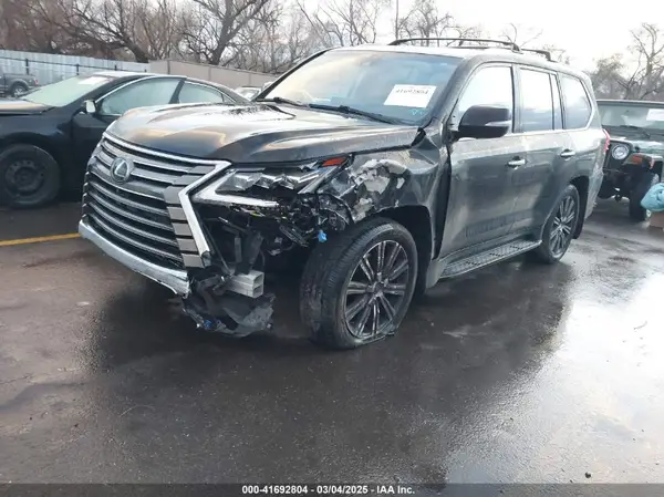 JTJHY7AXXH4223325 2017 LEXUS LX - Image 2
