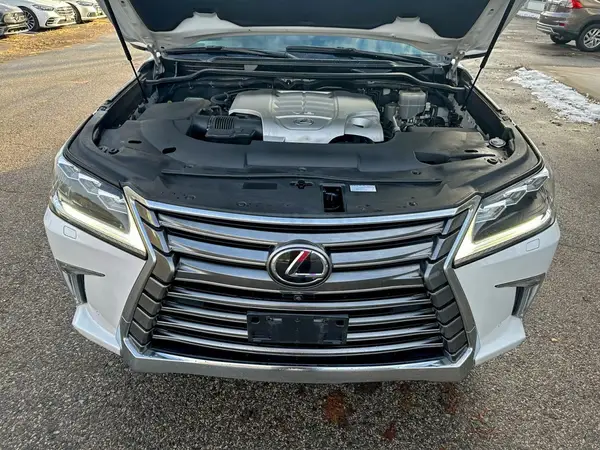 2017 LEXUS LX COPART lot 96816975 auction photo 7