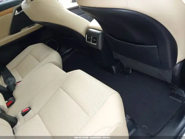 JTJHZKEA0N2023714 2022 LEXUS RX - Image 8