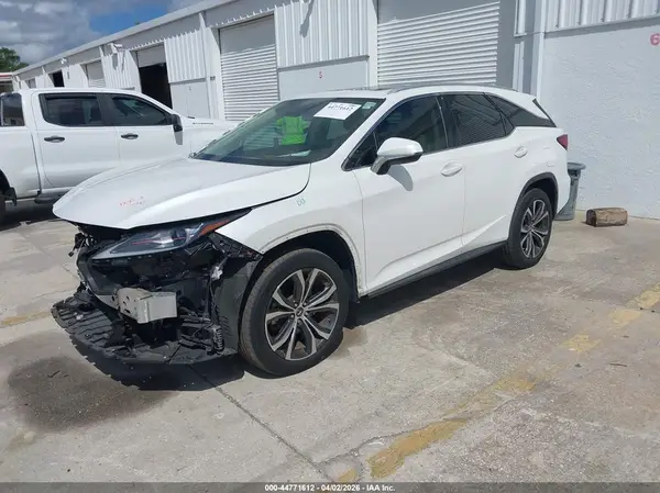 JTJHZKEA2L2015594 2020 LEXUS RX - Image 2
