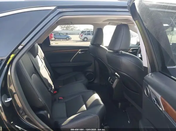 JTJHZKEA3N2024257 2022 LEXUS RX - Image 8