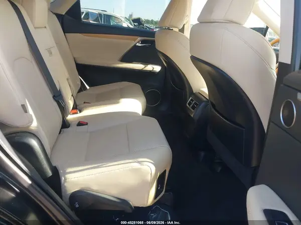 JTJHZKEA4N2028351 2022 LEXUS RX - Image 8