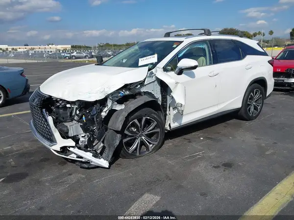 JTJHZKEA5M2019544 2021 LEXUS RX - Image 2