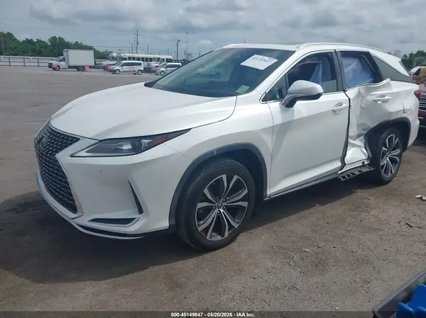 JTJHZKEA6M2022033 2021 LEXUS RX - Image 2