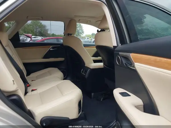JTJHZKEA9M2019076 2021 LEXUS RX - Image 8