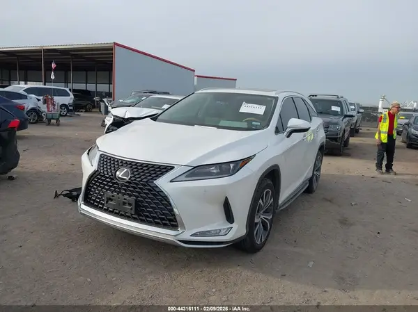 JTJHZKEA9N2027177 2022 LEXUS RX - Image 2